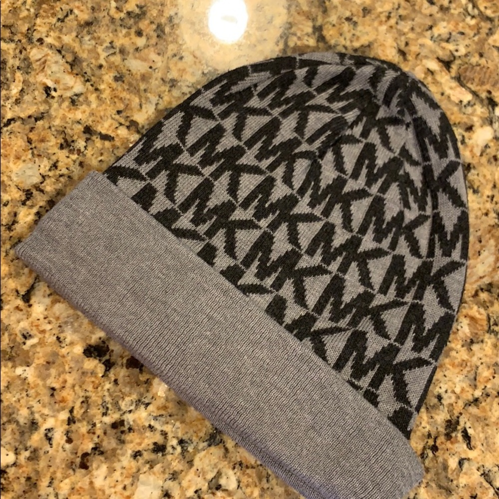 MK grey beanie